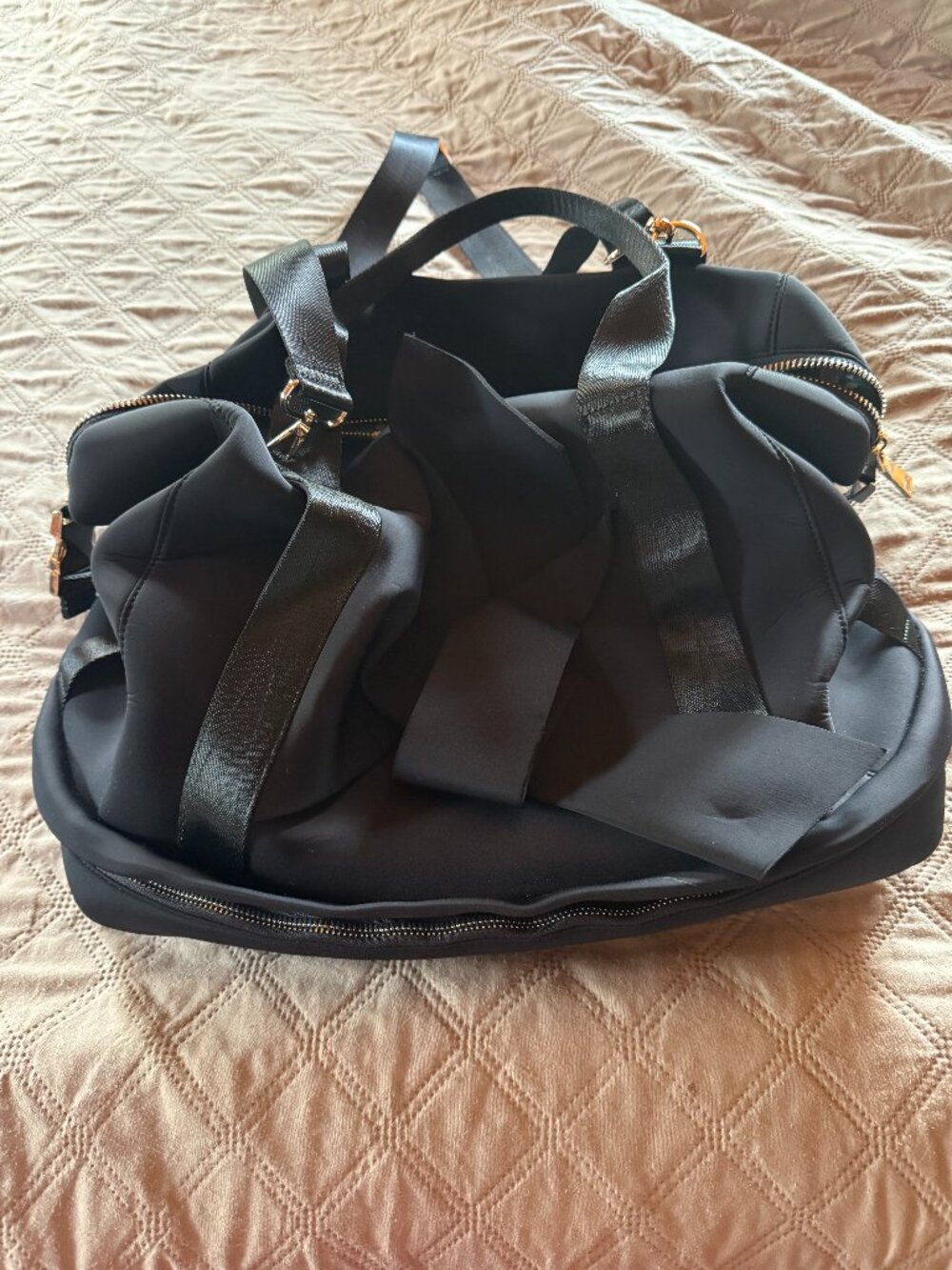 Belladonna Duffle - Black